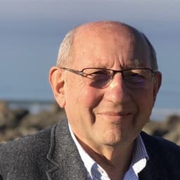 Dr Pierre Simon